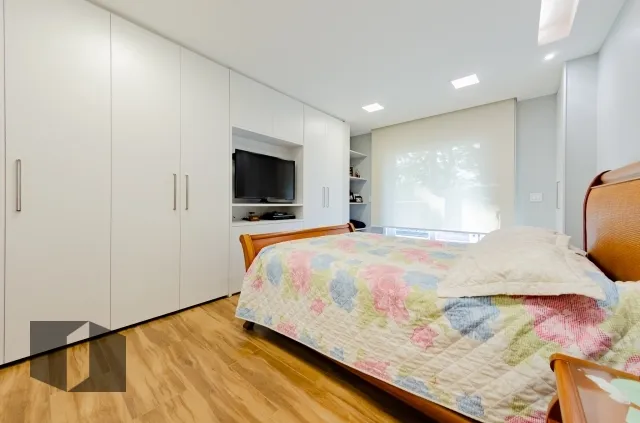 Condominium house with 5 bedrooms and 5 bathrooms — photo 2