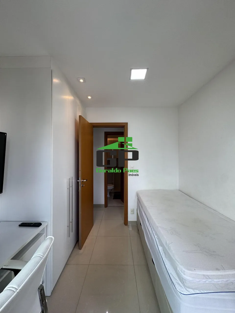Apartamento de 3 quartos com cozinha americana e varanda — photo 13