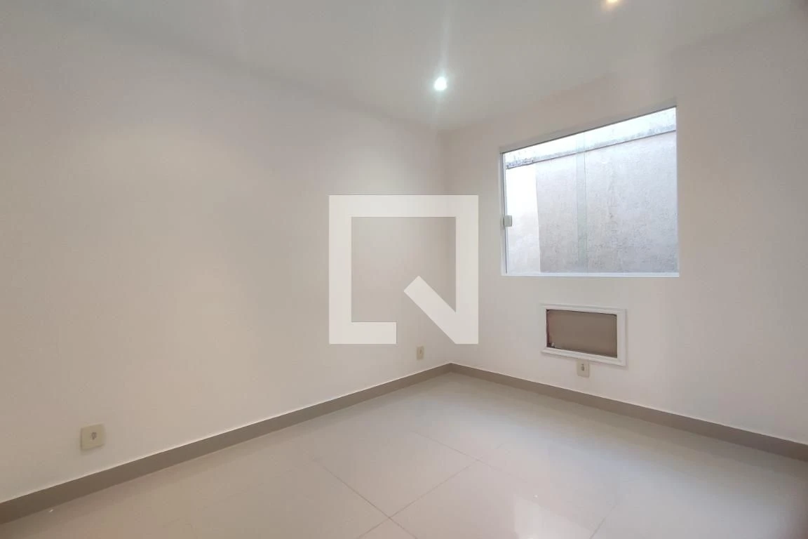 Unfurnished house with 3 bedrooms and 4 bathrooms — photo 5