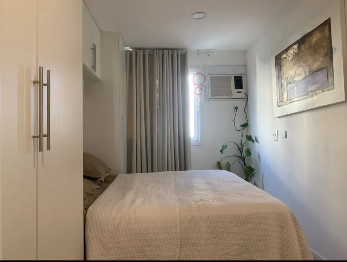 Furnished apartment, 74 m², with a glass-enclosed balcony — photo 34