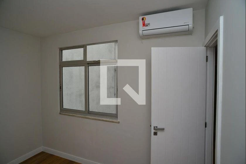 Apartment, 133 m², with a glass-enclosed balcony — photo 3
