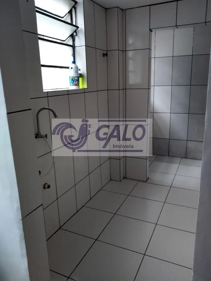 Apartamento com piso de madeira ou laminado, Portão — photo 8