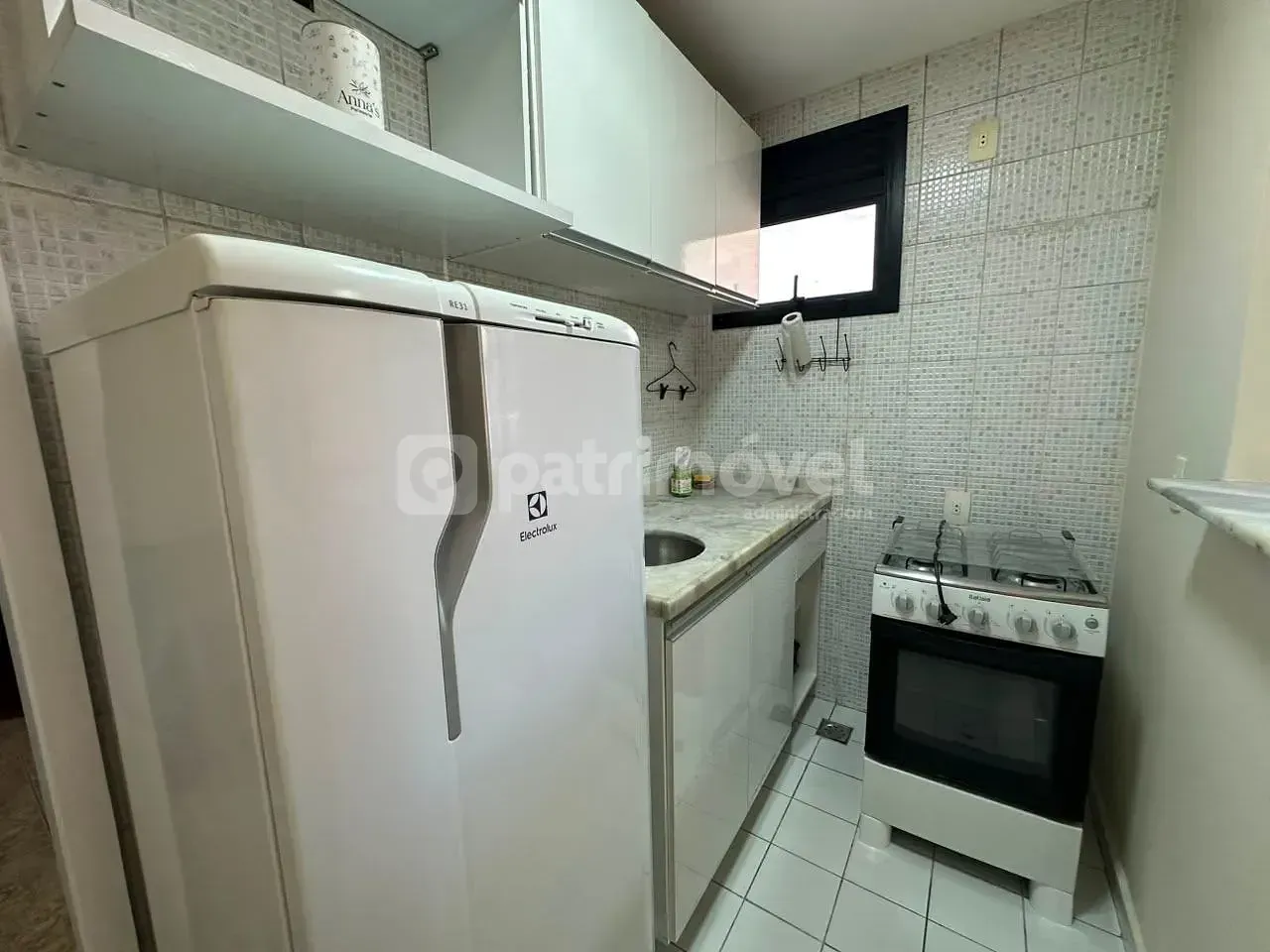 Apartamento mobiliado com 1 quarto e fogão a gás — photo 3