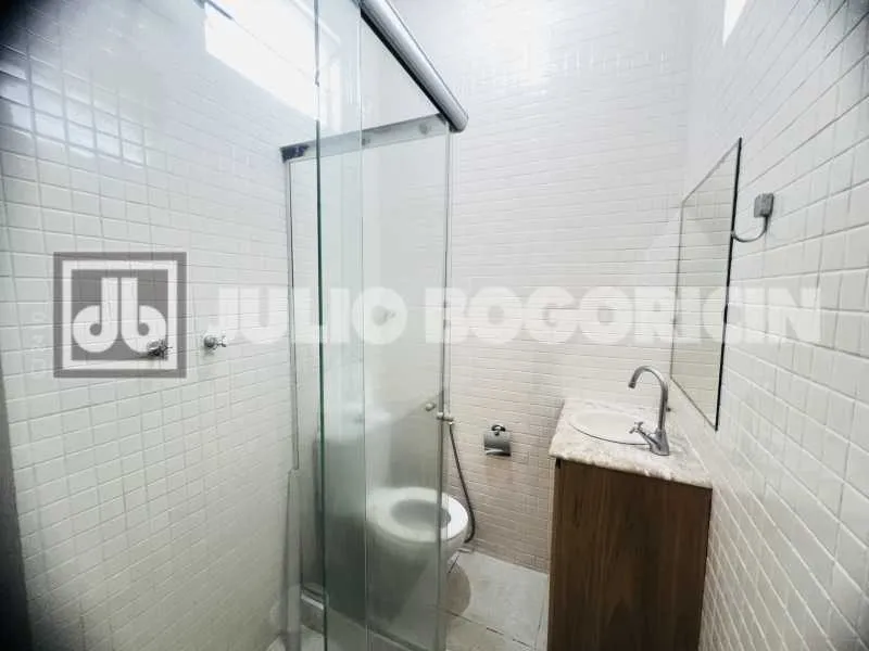 Furnished apartment with 2 bedrooms and 3 bathrooms — photo 8