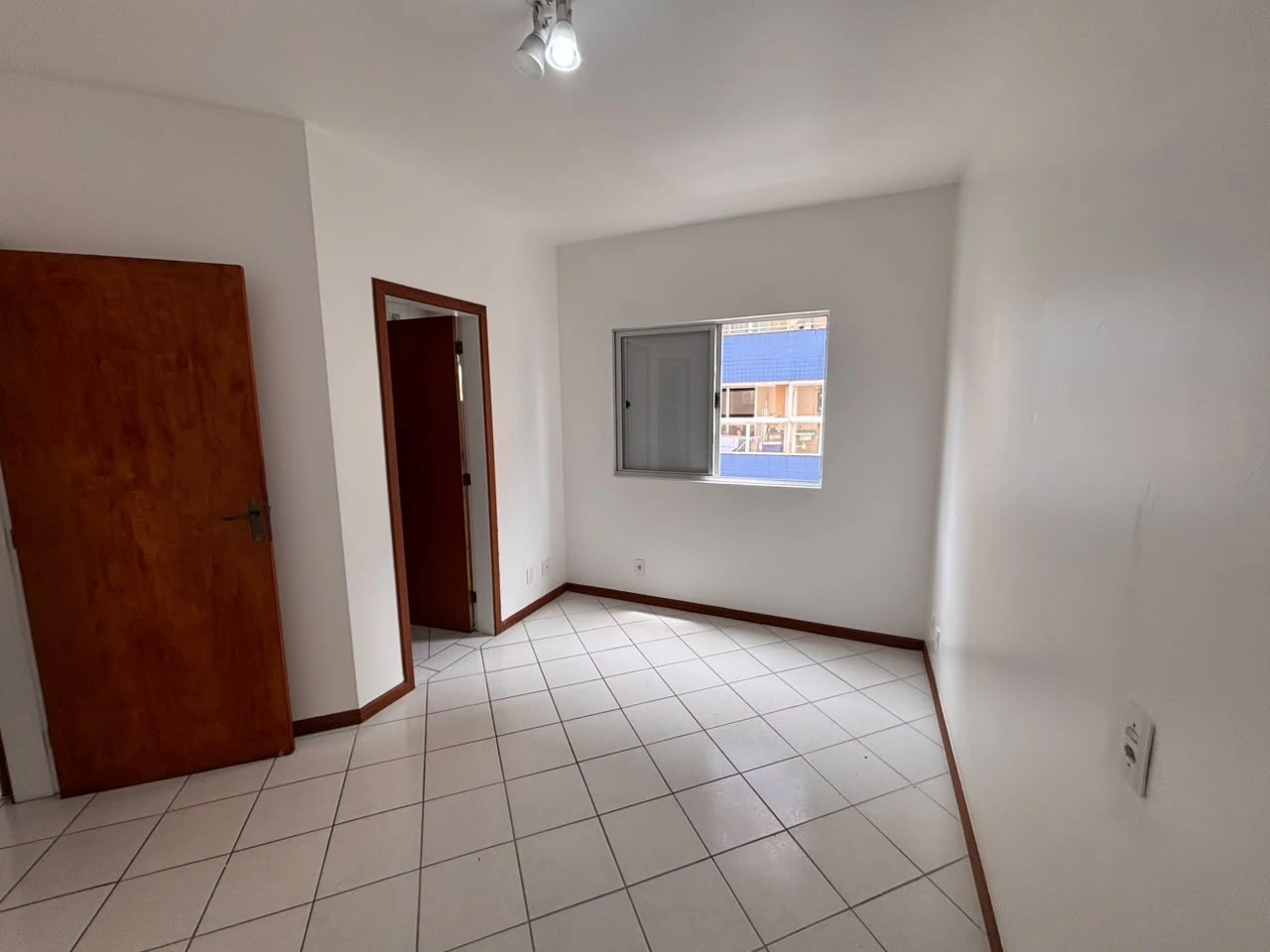 3-bedroom apartment, 1 with its own bathroom, 85 m²