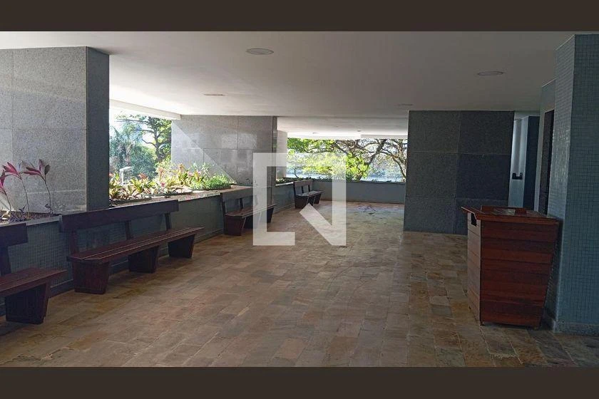 Furnished 2-bedroom apartment with view in 72 m² — photo 36