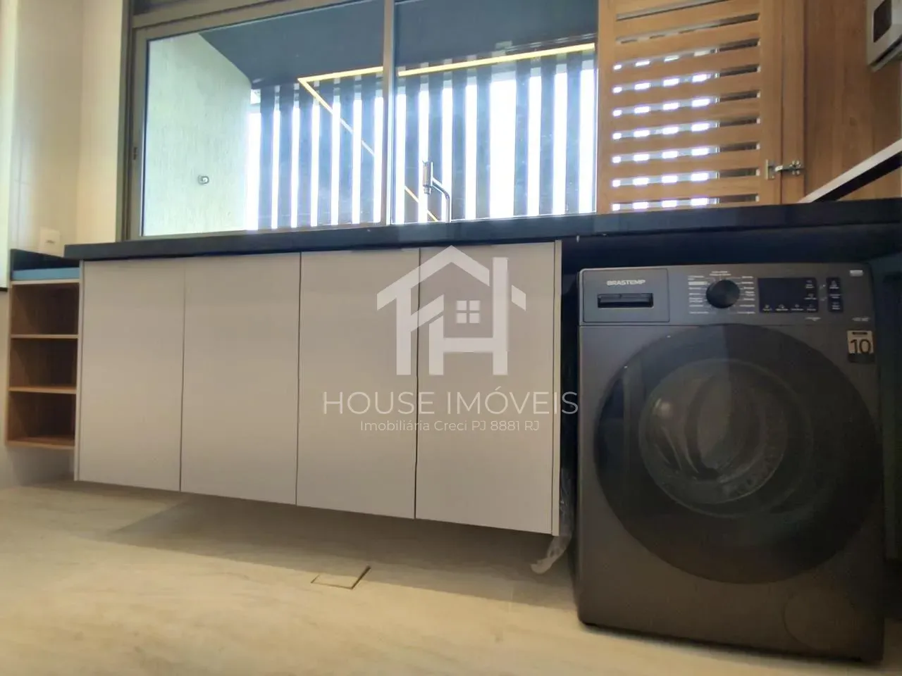 Departamento de 3 dormitorios con ventanales de piso a techo — photo 22