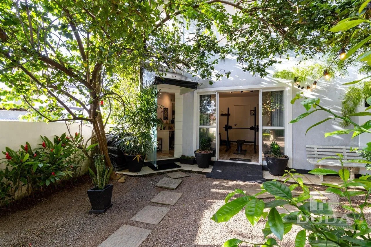 Casa amueblada con 4 dormitorios y cocina abierta — photo 27
