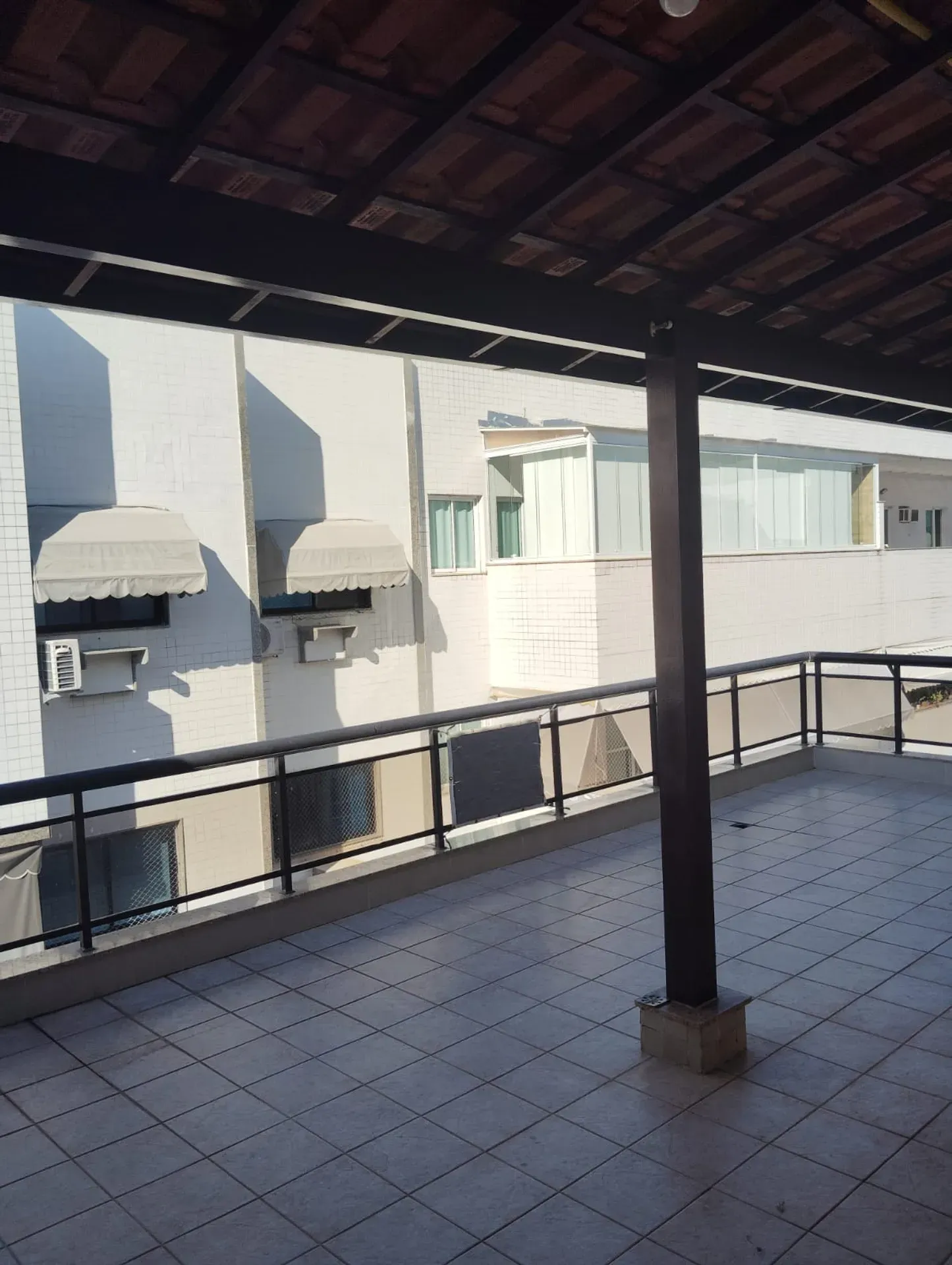 Apartment, 206 m², with a grill on the balcony — photo 8