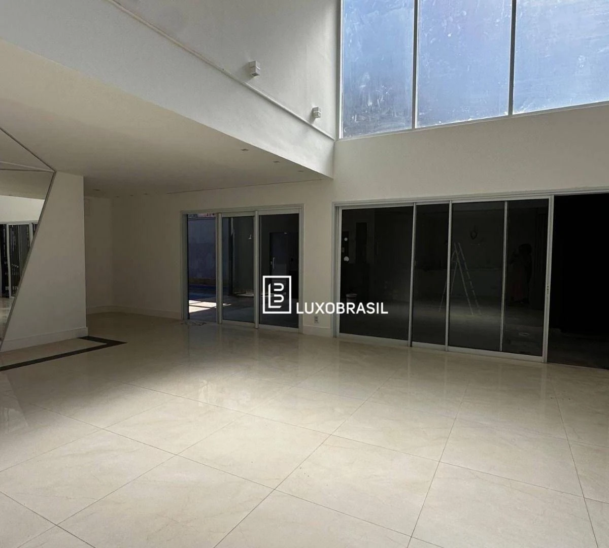 House with 7 bedrooms and 700 m², gas kitchen — photo 2