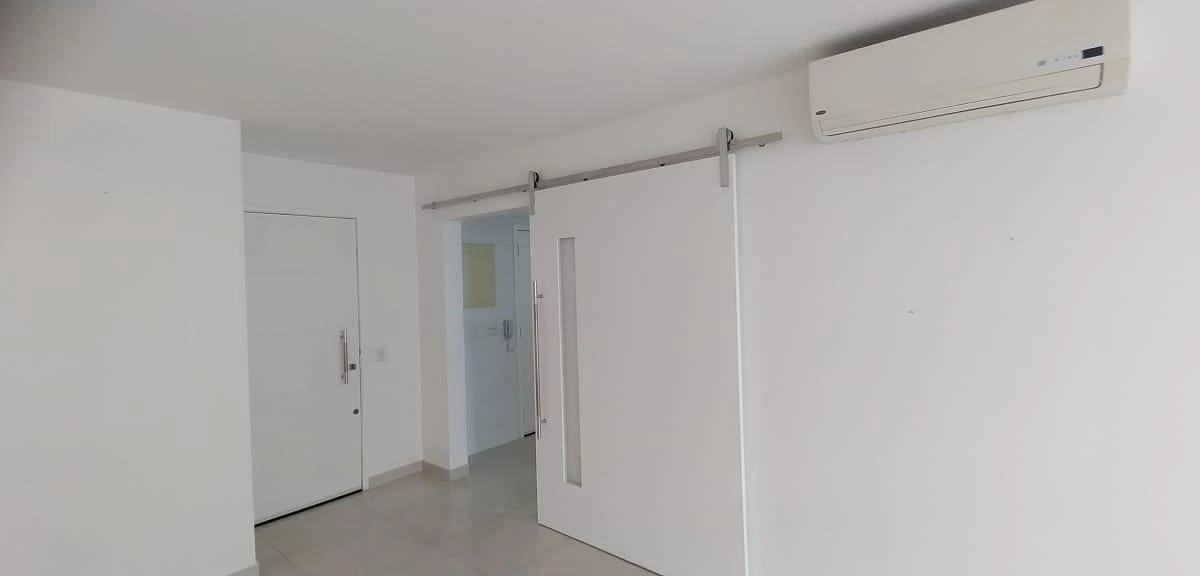 2-bedroom apartment with a mountain view — photo 24