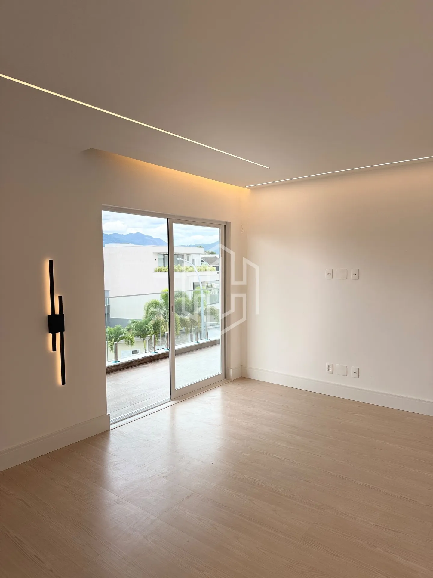 Casa, 315 m², com varanda gourmet — photo 3