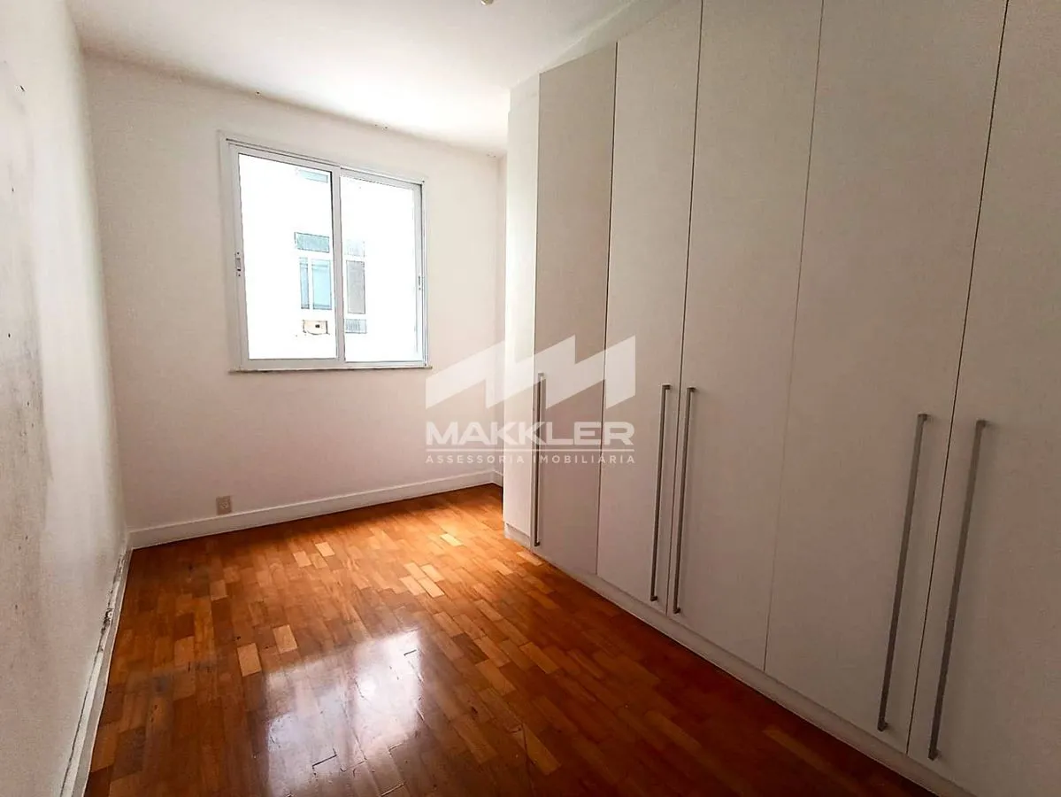 Apartment with 4 bedrooms and 4 bathrooms — photo 24