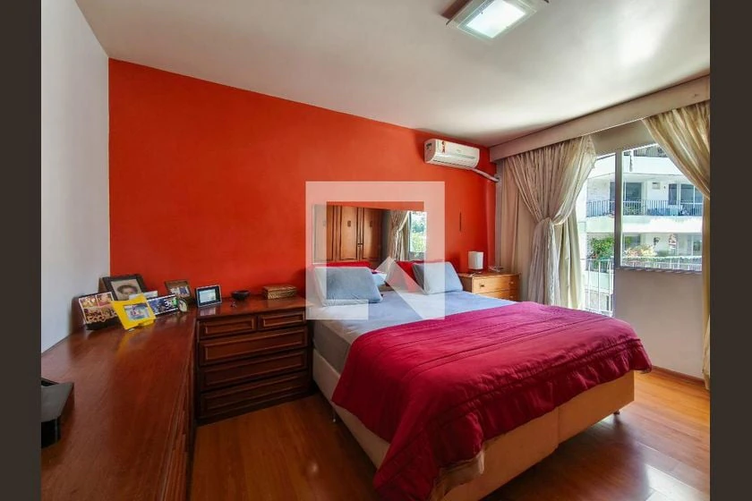Mountain view in a 4-bedroom apartment, 159 m² — photo 5