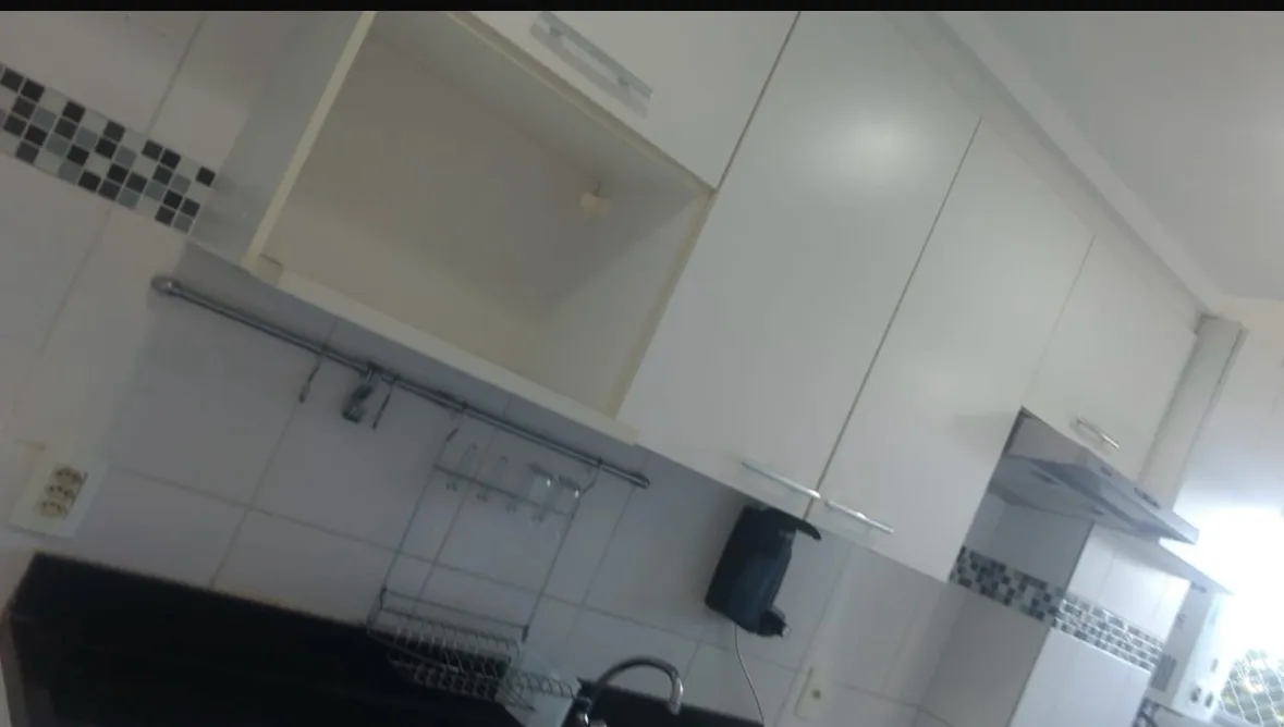 2-bedroom apartment in a building with a gym — photo 11