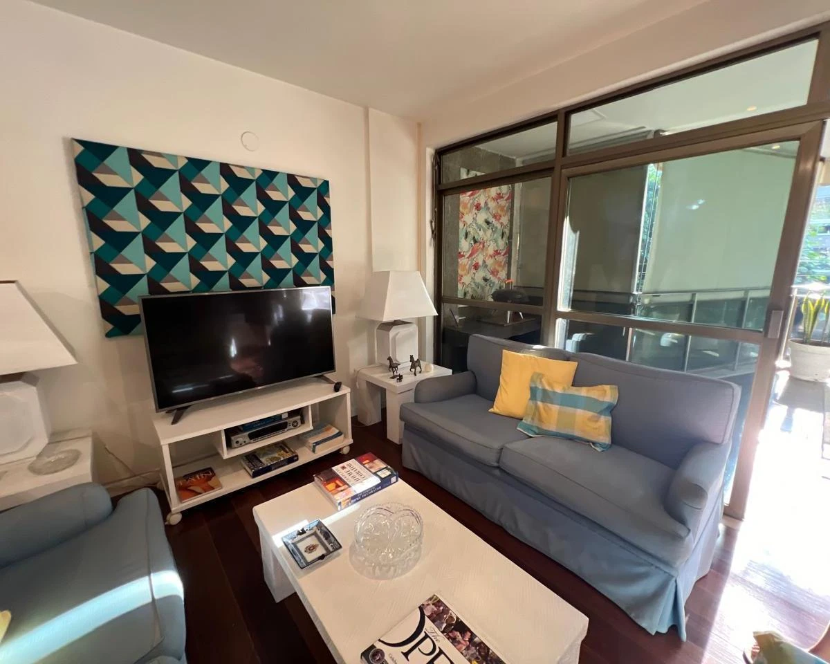 Furnished 170 m² apartment with 4 en-suite suites — photo 10