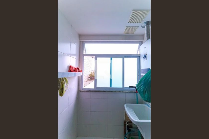 Rental apartment with 2 bedrooms and a balcony — photo 28