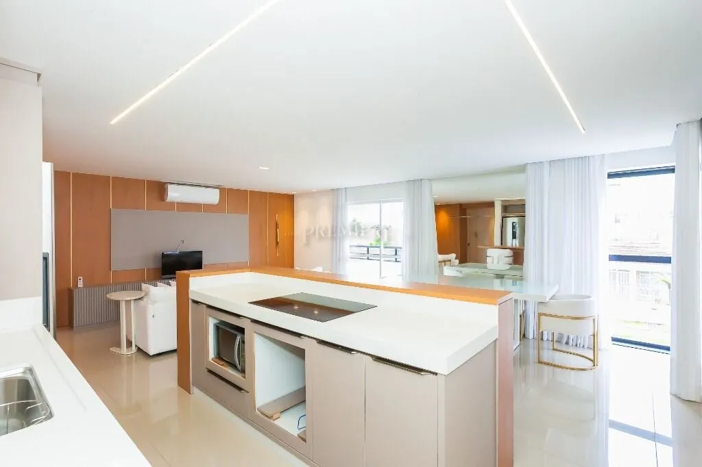 Furnished apartment, 135 m², with a bathtub — photo 18