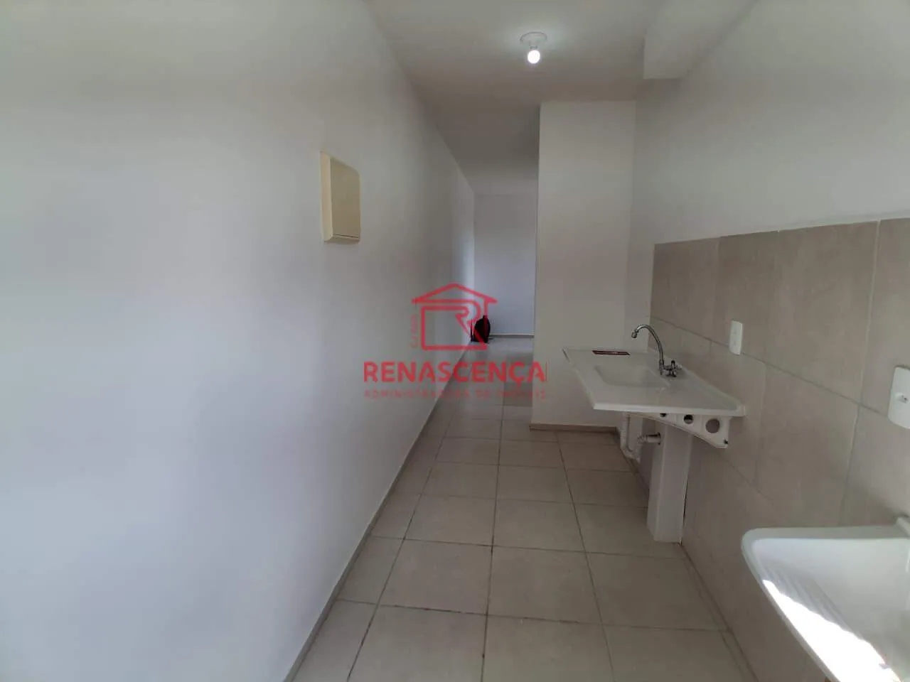 Apartamento com 2 quartos e cozinha com fogão fechado — photo 5
