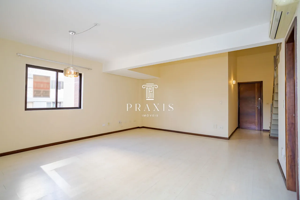 Duplex apartment with 2 bedrooms and a balcony — photo 10