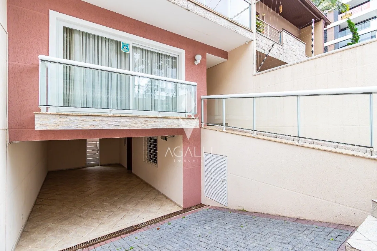 House with 4 bedrooms and 192 m², 1 parking spot — photo 2