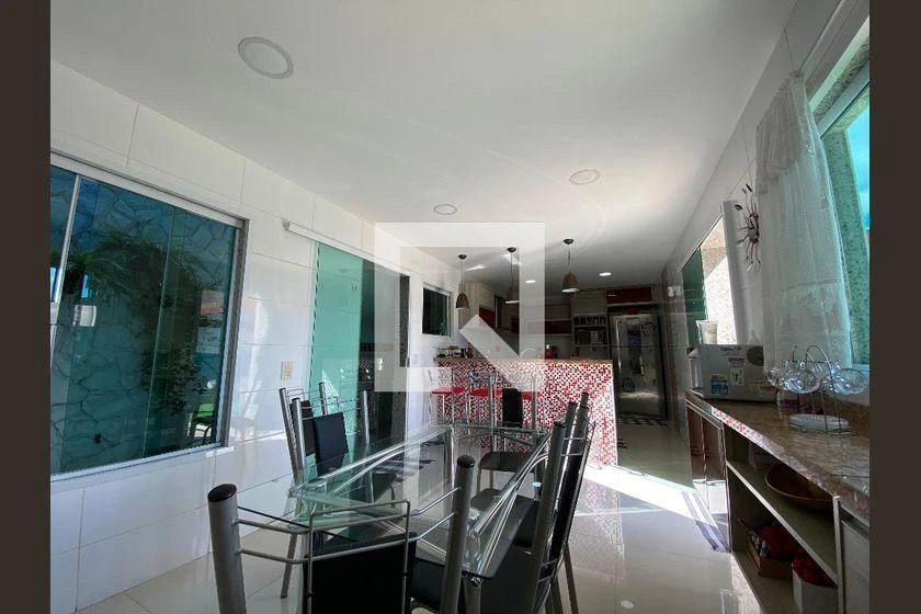 Unfurnished 4-bedroom house with 1000 m² and parking — photo 38