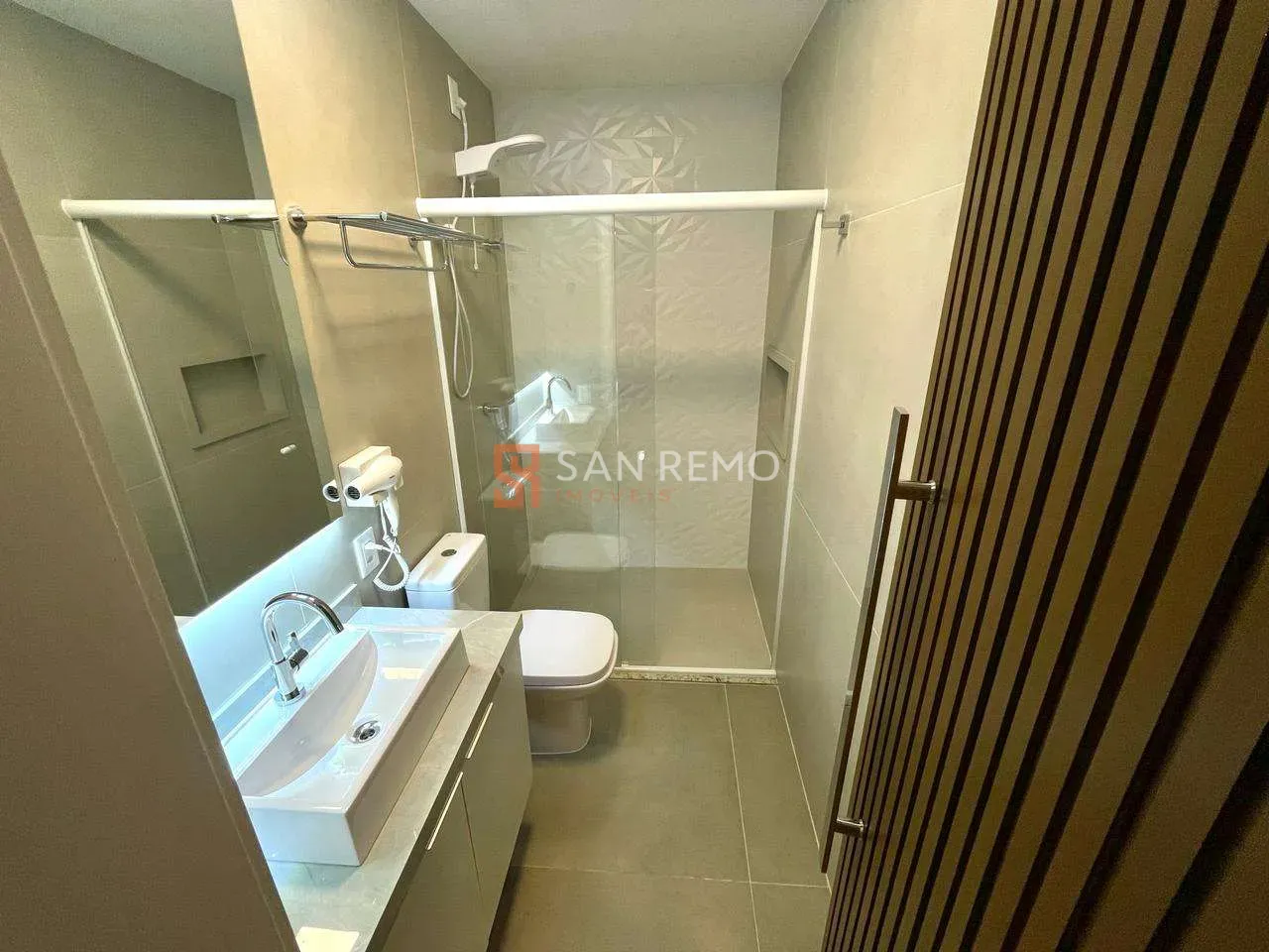 Apartamento mobiliado de 1 quarto com cozinha integrada — photo 9