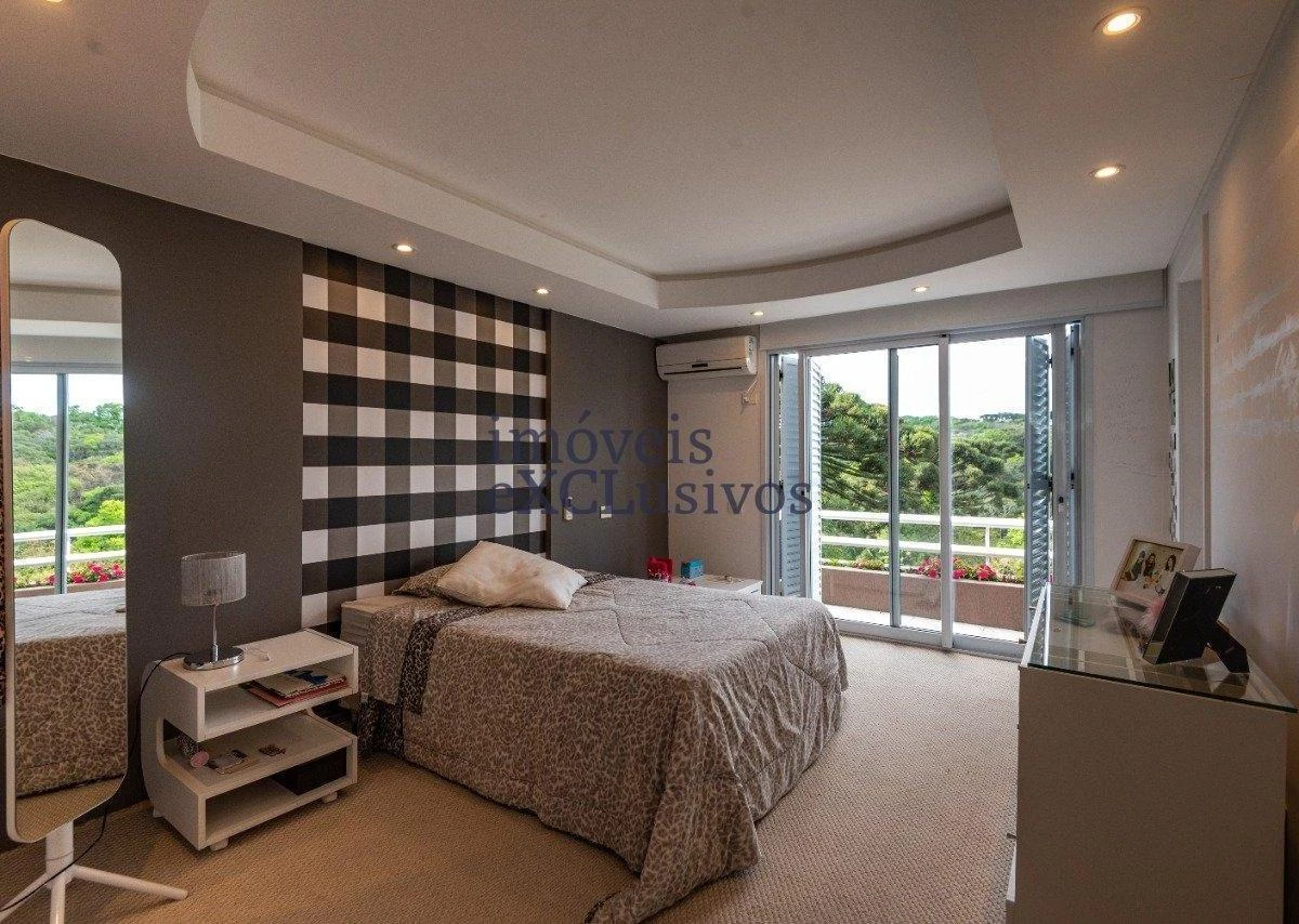 Casa mobiliada de 4 quartos com 3 suítes e 684 m² — photo 4