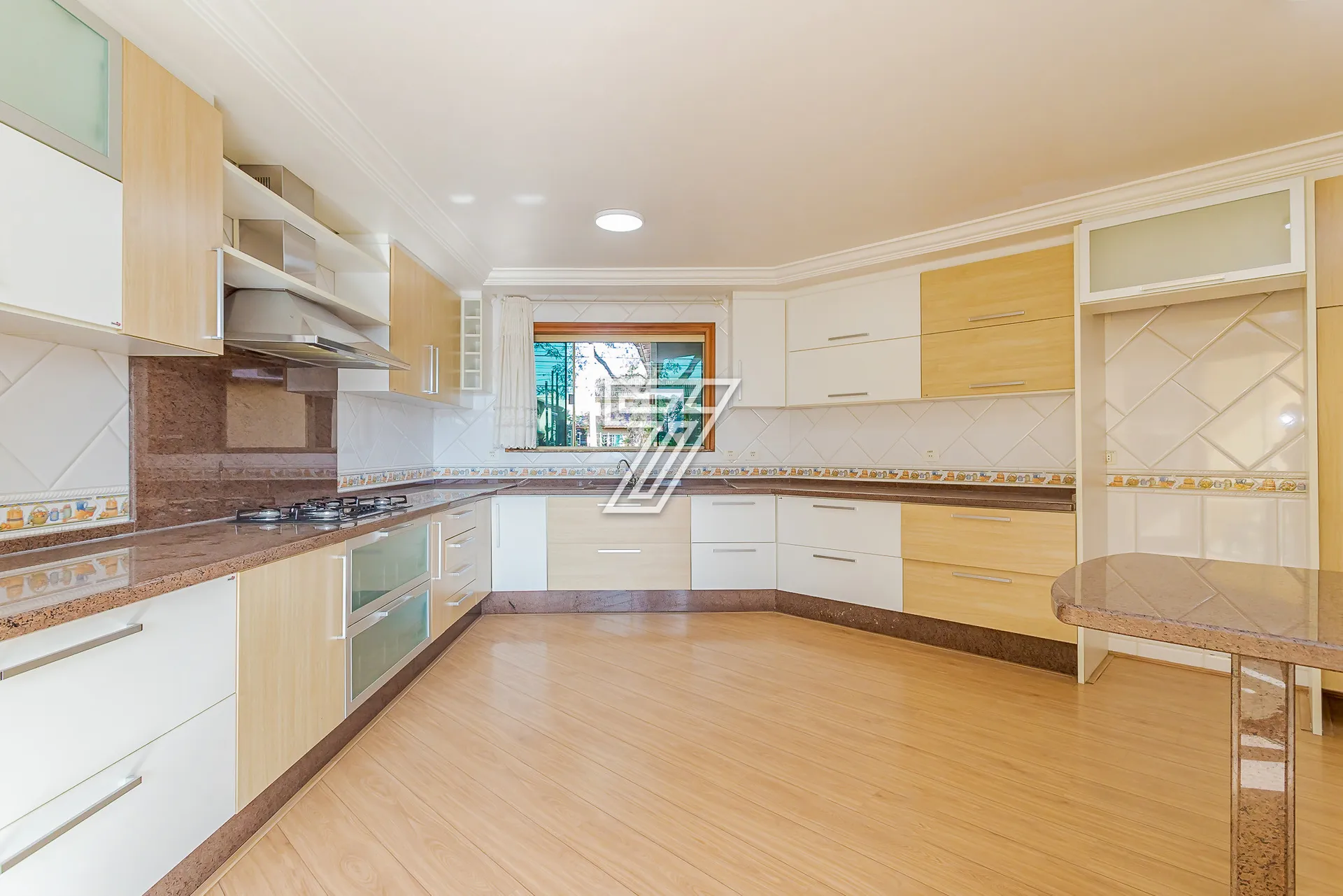 House with 4 bedrooms, 5 bathrooms and 540 m² — photo 16