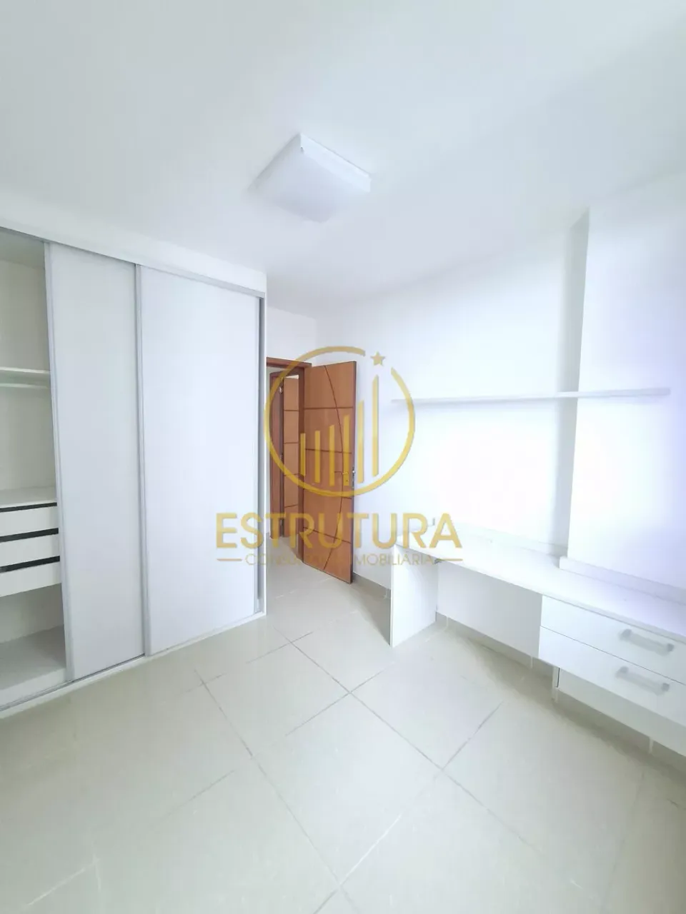 Home office in a 2-bedroom apartment, 58 m² — photo 4