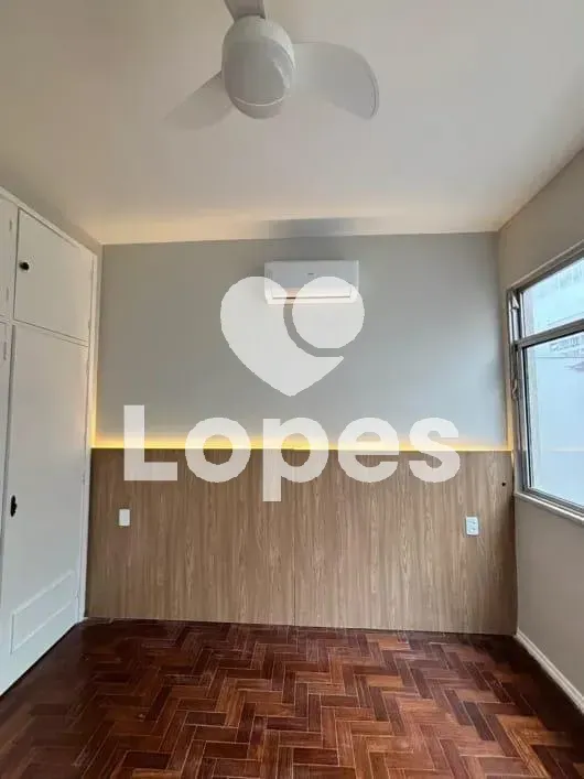 2-bedroom apartment with 1 suite and separate kitchen — photo 3