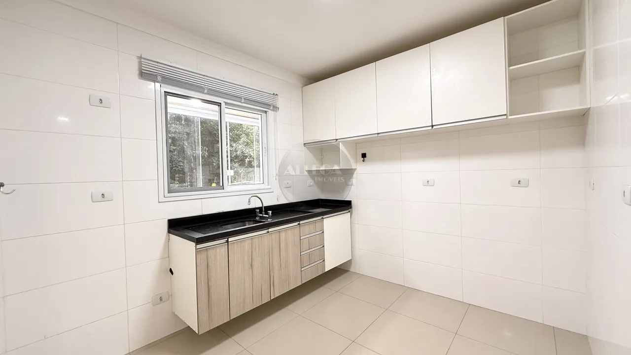 House with 3 bedrooms, 2 bathrooms and 1 parking space — photo 4