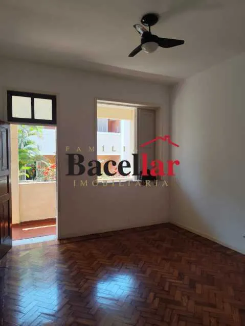 Casa, 130 m², com piso de madeira ou laminado — photo 11