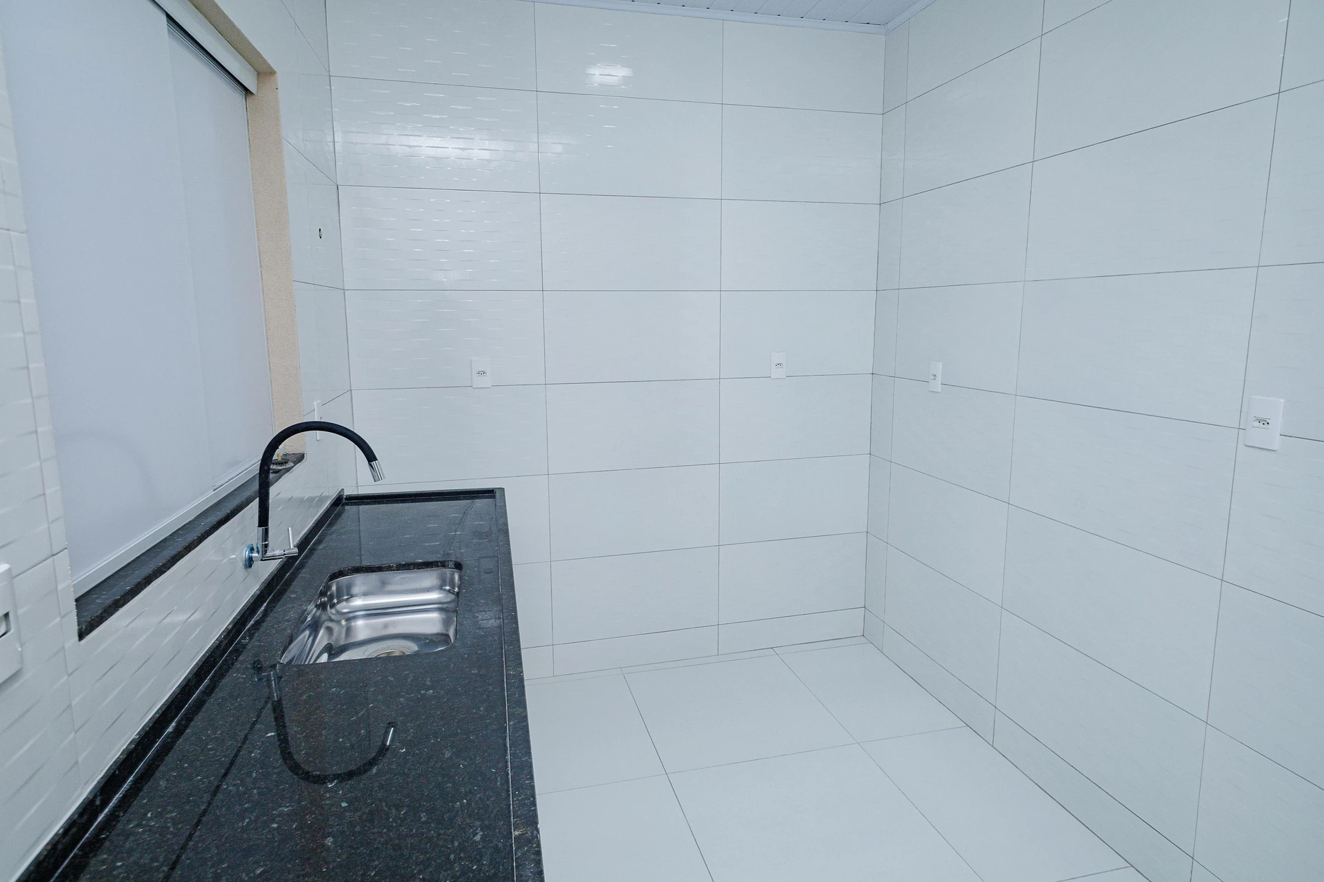 Casa, 75 m², com jardim — photo 2