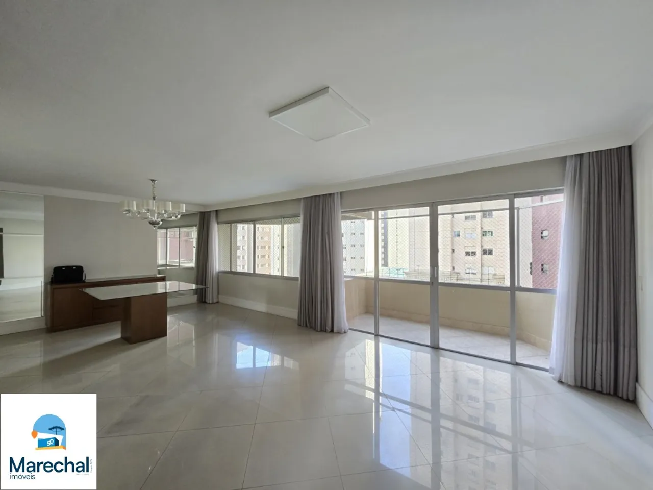 146 m² apartment with 3 bedrooms and 4 bathrooms — photo 7