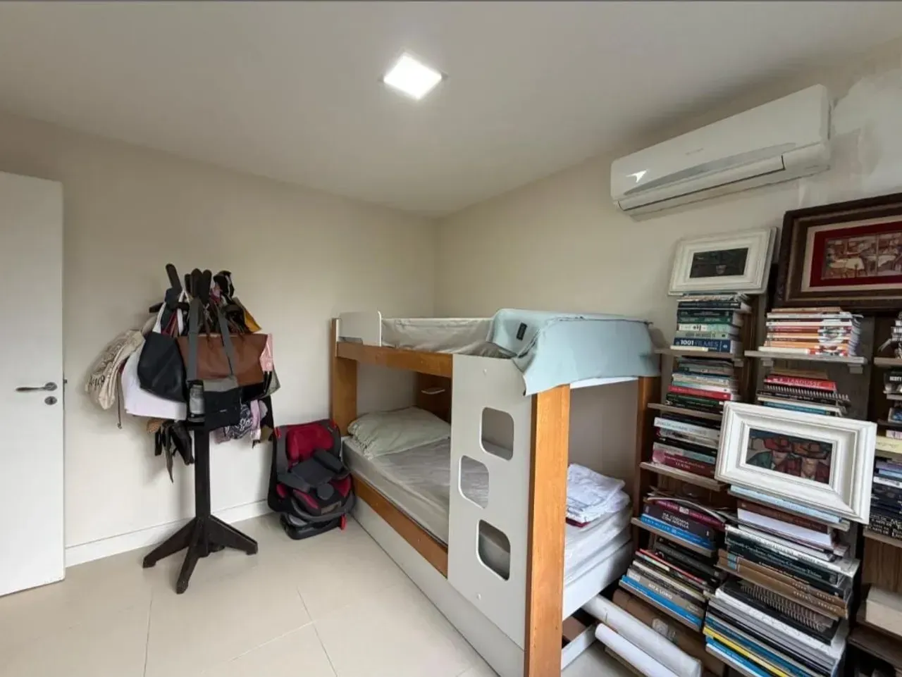 Furnished 114 m² apartment with 3 bedrooms and 5 baths — photo 20