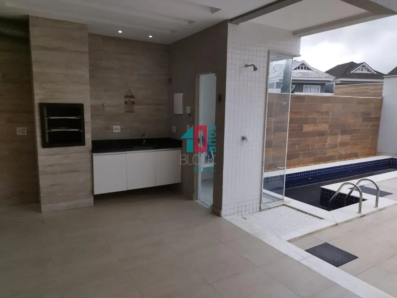 Casa de condomínio com 5 quartos e 5 suítes — photo 10
