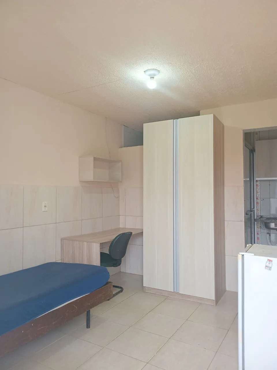 Apartamento sem mobília com mini cozinha e 1 banheiro — photo 5