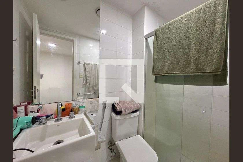 Rental apartment with 3 bedrooms, balcony 94 m² — photo 24