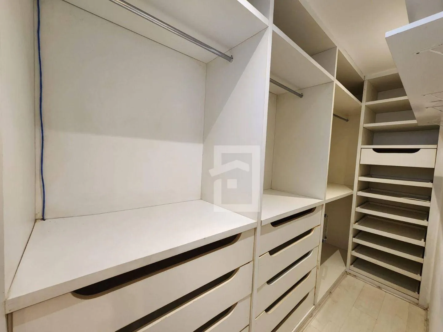 Duplex penthouse with 5 bedrooms and 5 bathrooms — photo 52