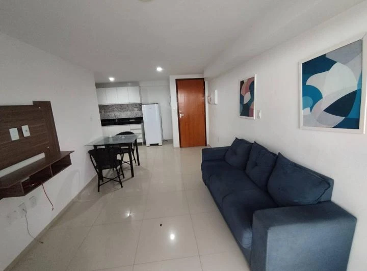 Furnished 1-bedroom apartment with open-plan kitchen — photo 6