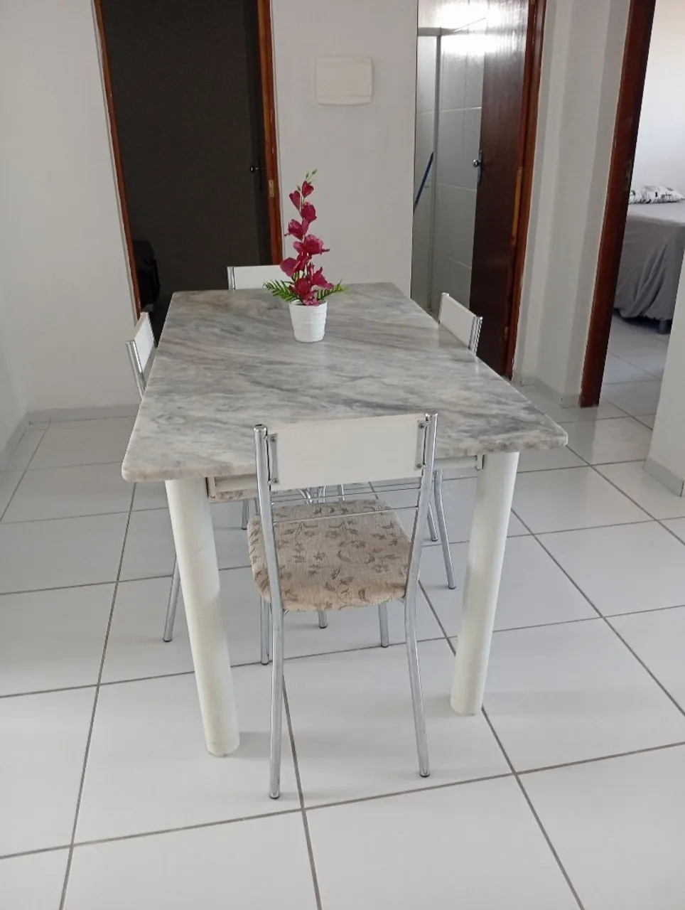 Furnished rental apartment with 2 bedrooms and 2 baths — photo 11