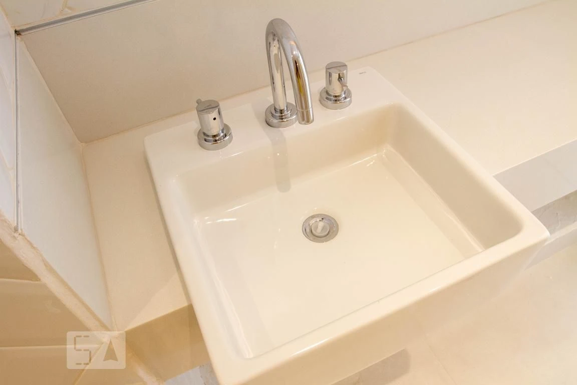 Apartamento mobiliado de 1 quarto em condomínio com piscina — photo 35