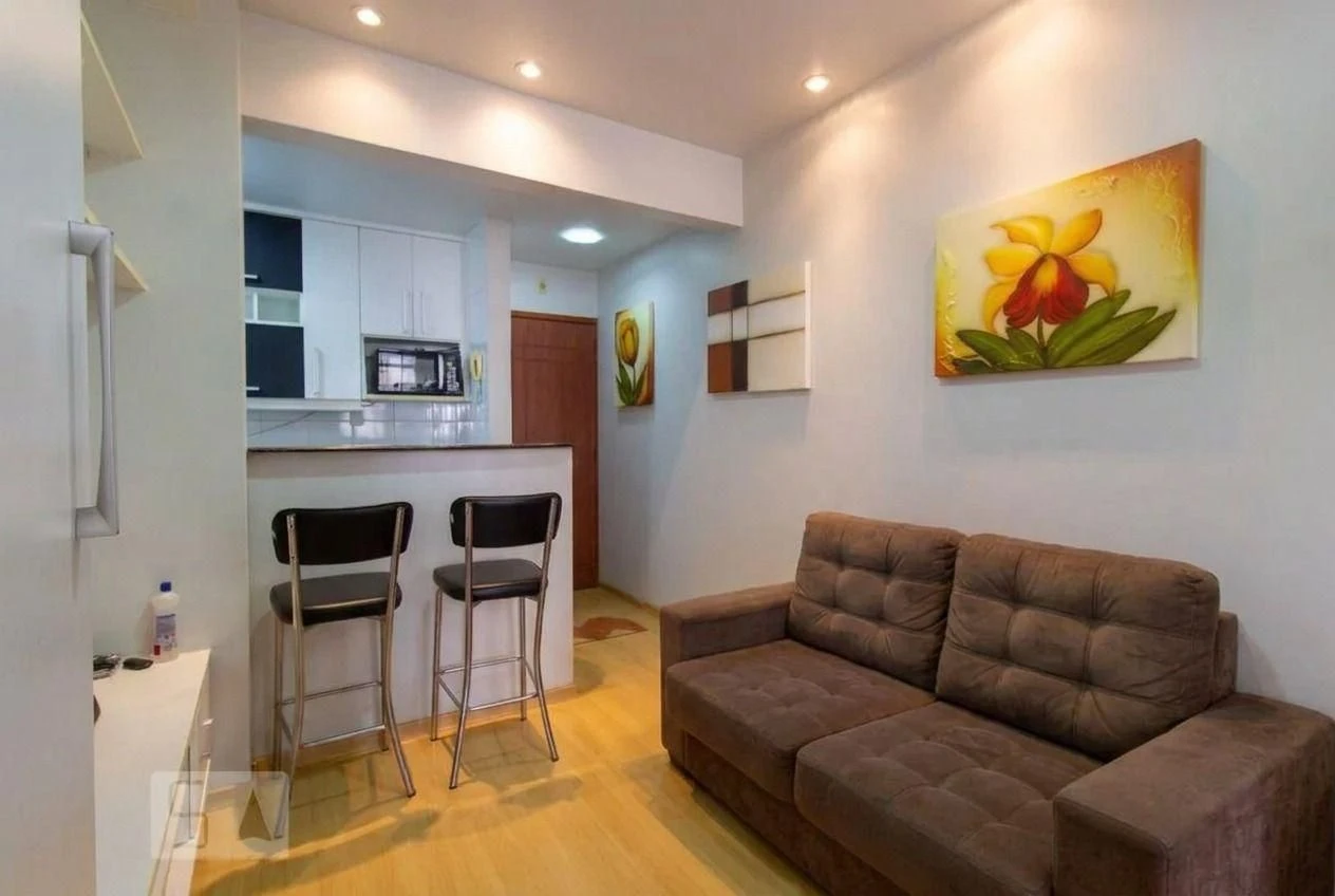 Furnished 1-bedroom apartment with a laundry area — photo 12