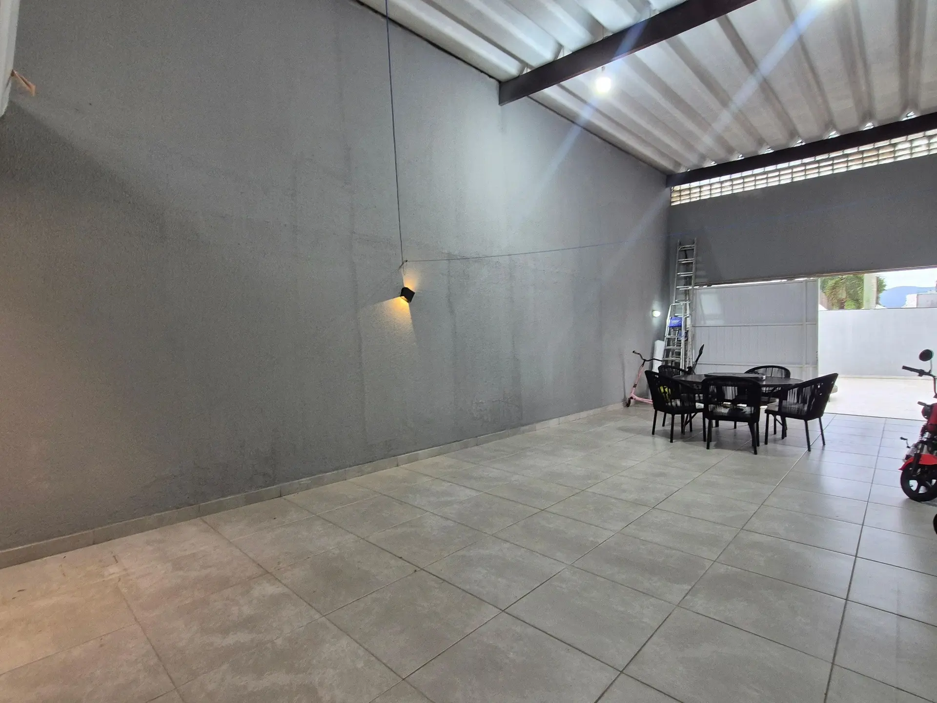 Furnished house, 400 m², with a dishwasher — photo 95