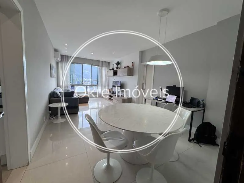 Apartamento mobiliado com 3 quartos e 3 banheiros — photo 12