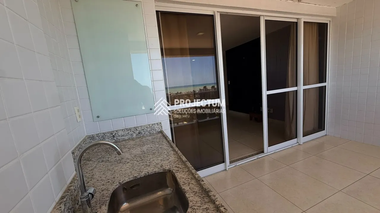 3-bedroom apartment with a grill on the balcony — photo 14