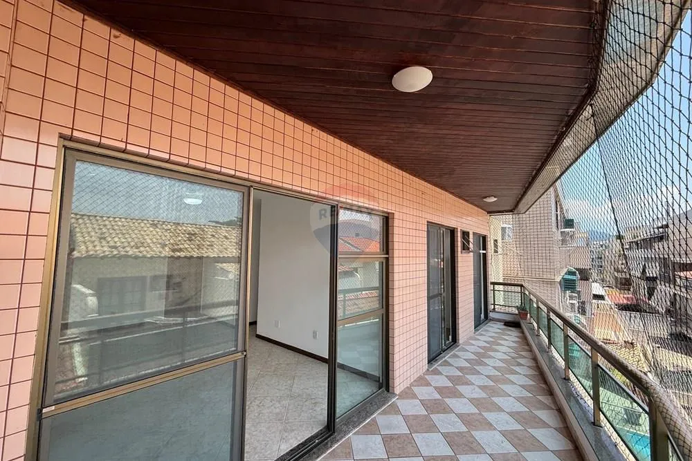 Apartamento sem mobília com 93 m² e 3 quartos — photo 17
