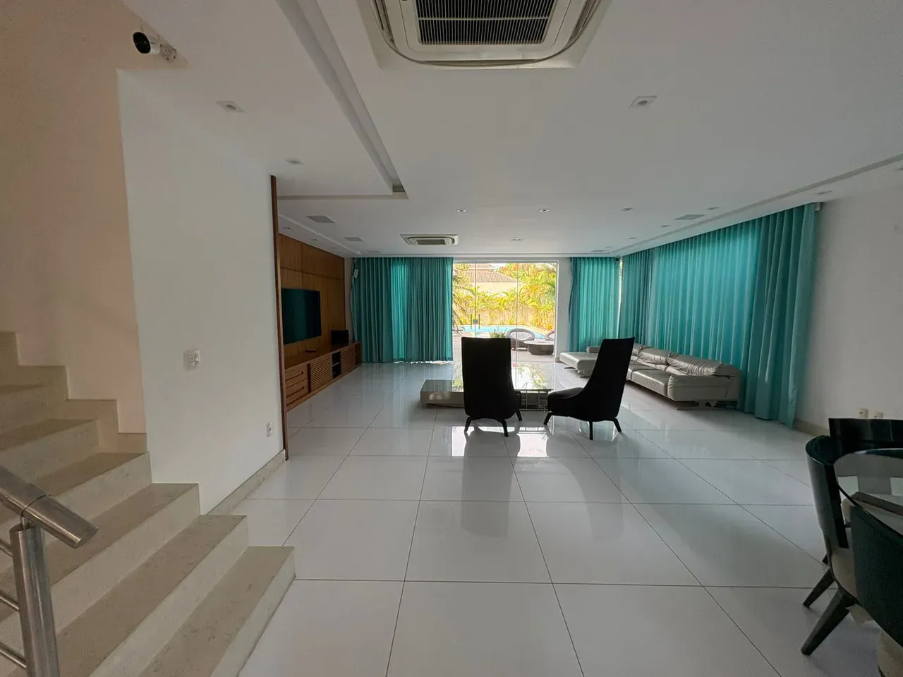 Furnished 6-suite house with 640 m² and 4 parking — photo 72