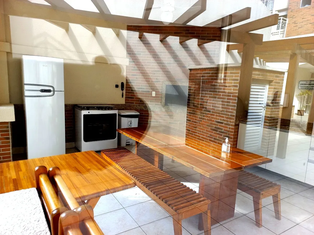 104 m² apartment with 2 bedrooms and 2 bathrooms — photo 25